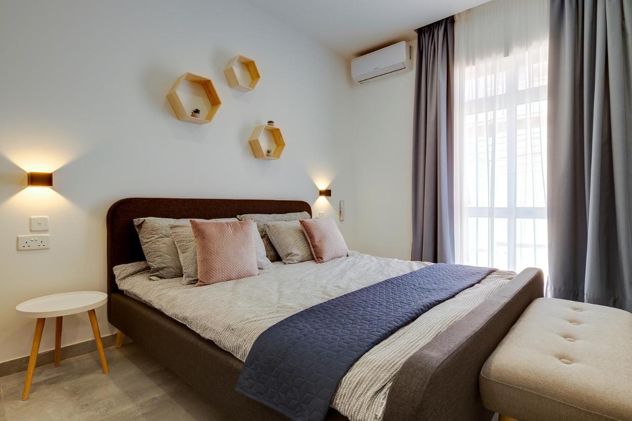 Perfect Location, Idyllic 2Br Apartment Sliema Ngoại thất bức ảnh