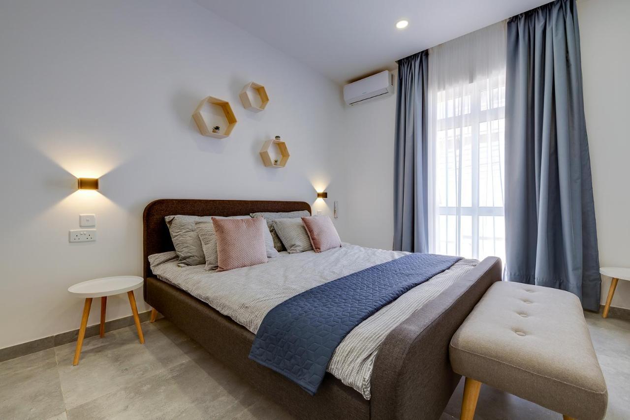Perfect Location, Idyllic 2Br Apartment Sliema Ngoại thất bức ảnh