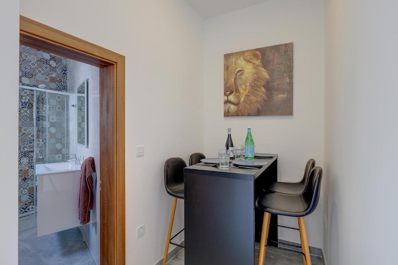 Perfect Location, Idyllic 2Br Apartment Sliema Ngoại thất bức ảnh