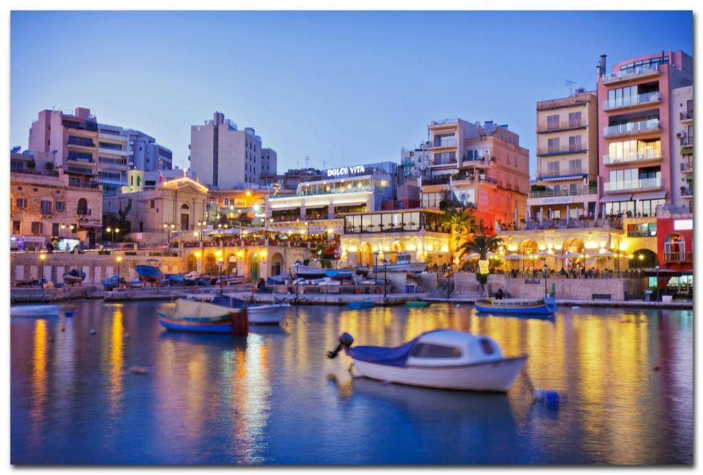 Perfect Location, Idyllic 2Br Apartment Sliema Ngoại thất bức ảnh