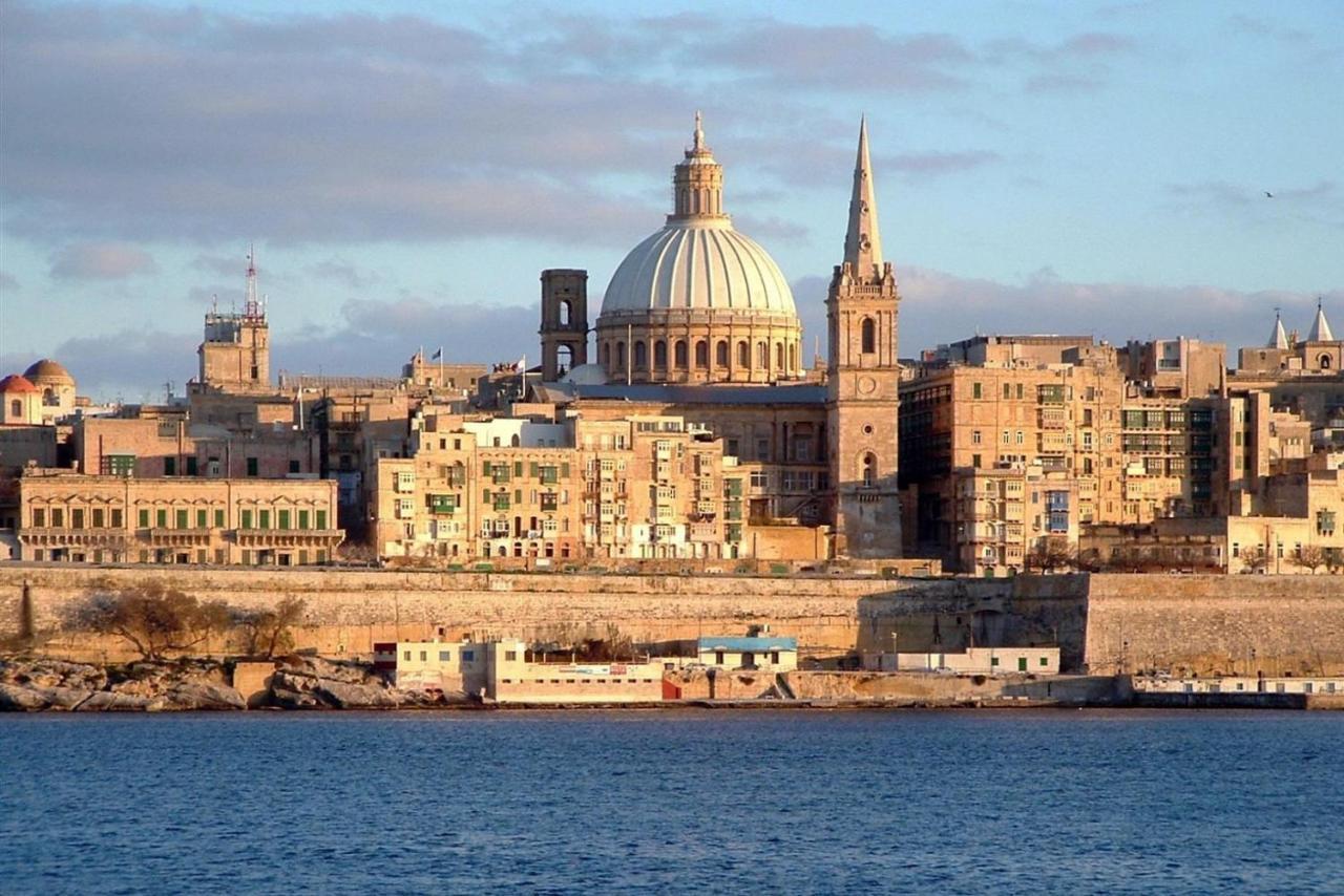 Perfect Location, Idyllic 2Br Apartment Sliema Ngoại thất bức ảnh
